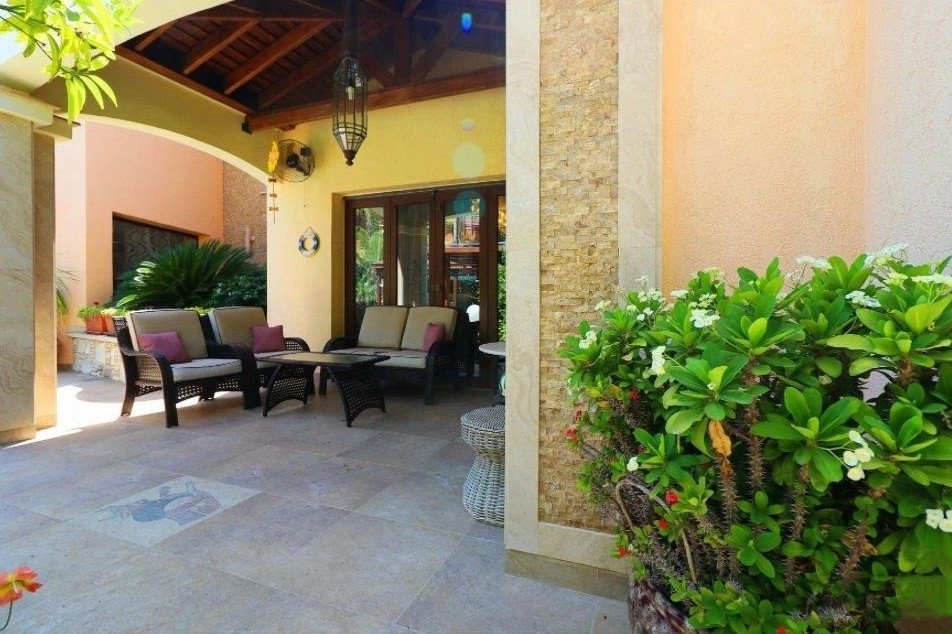 5 Bedroom House for Sale in Mouttagiaka, Limassol District
