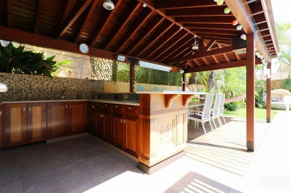 5 Bedroom House for Sale in Mouttagiaka, Limassol District