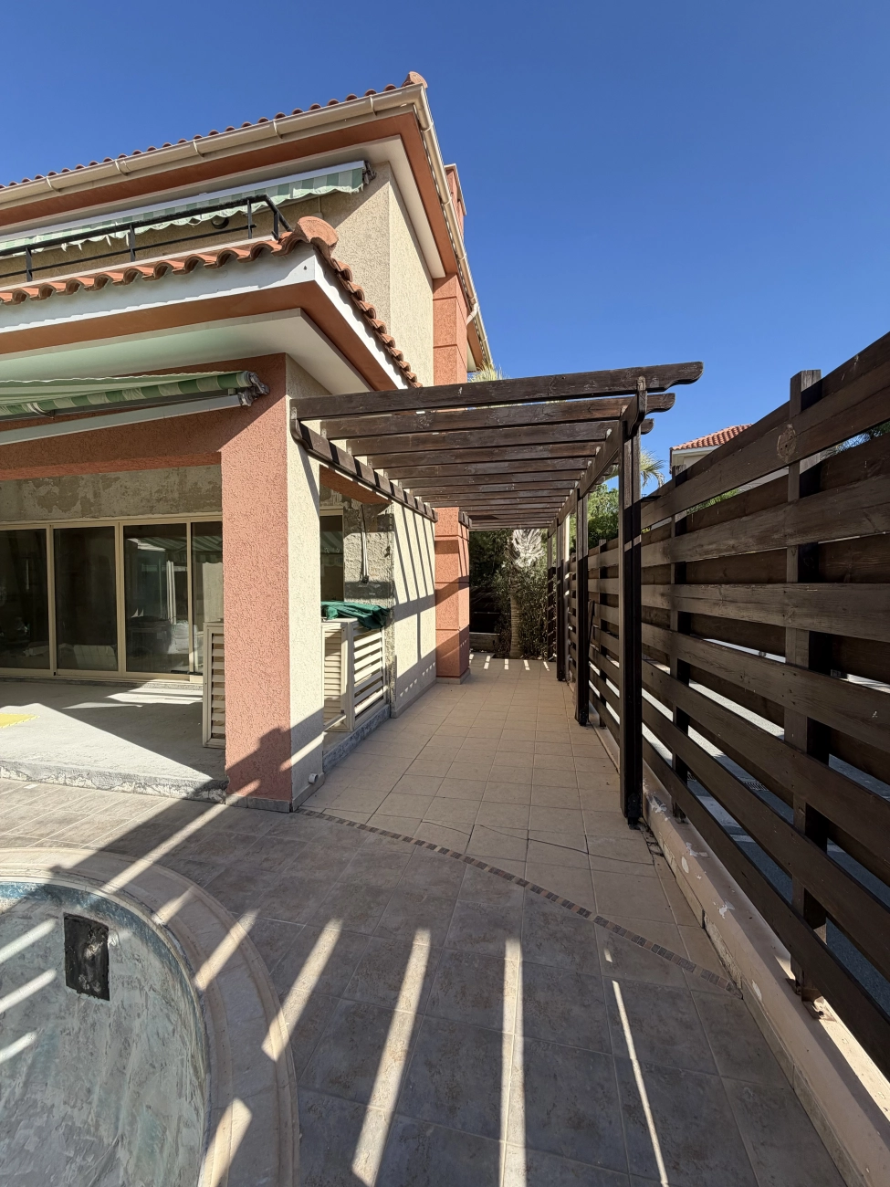 4 Bedroom House for Sale in Pyrgos Lemesou, Limassol District