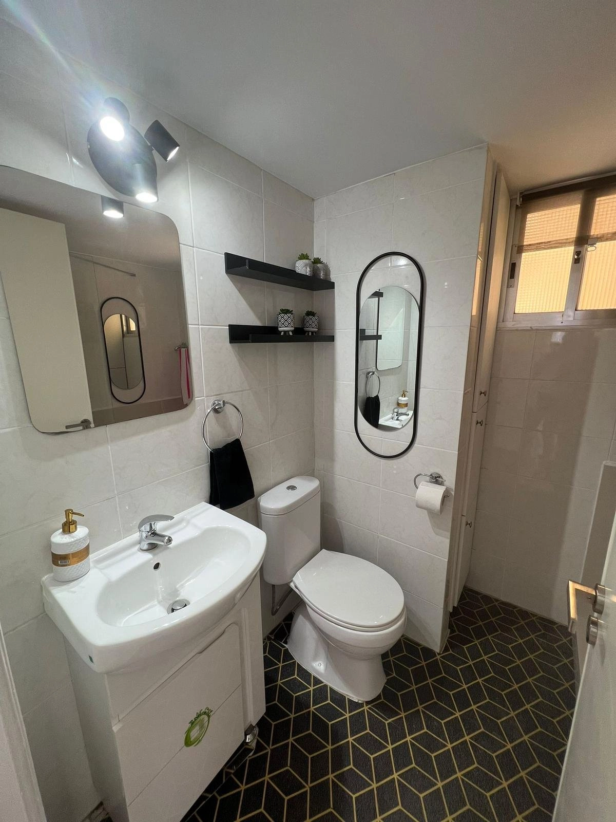 3 Bedroom Apartment for Sale in Limassol – Petrou kai Pavlou