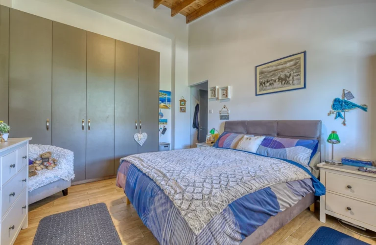 Cheap Houses and Villas for Sale Famagusta up to 400000 euro