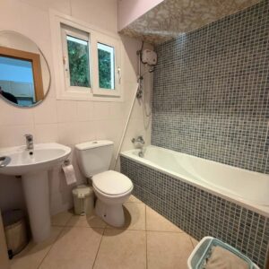 1 Bedroom Apartment for Rent in Germasogeia, Limassol District