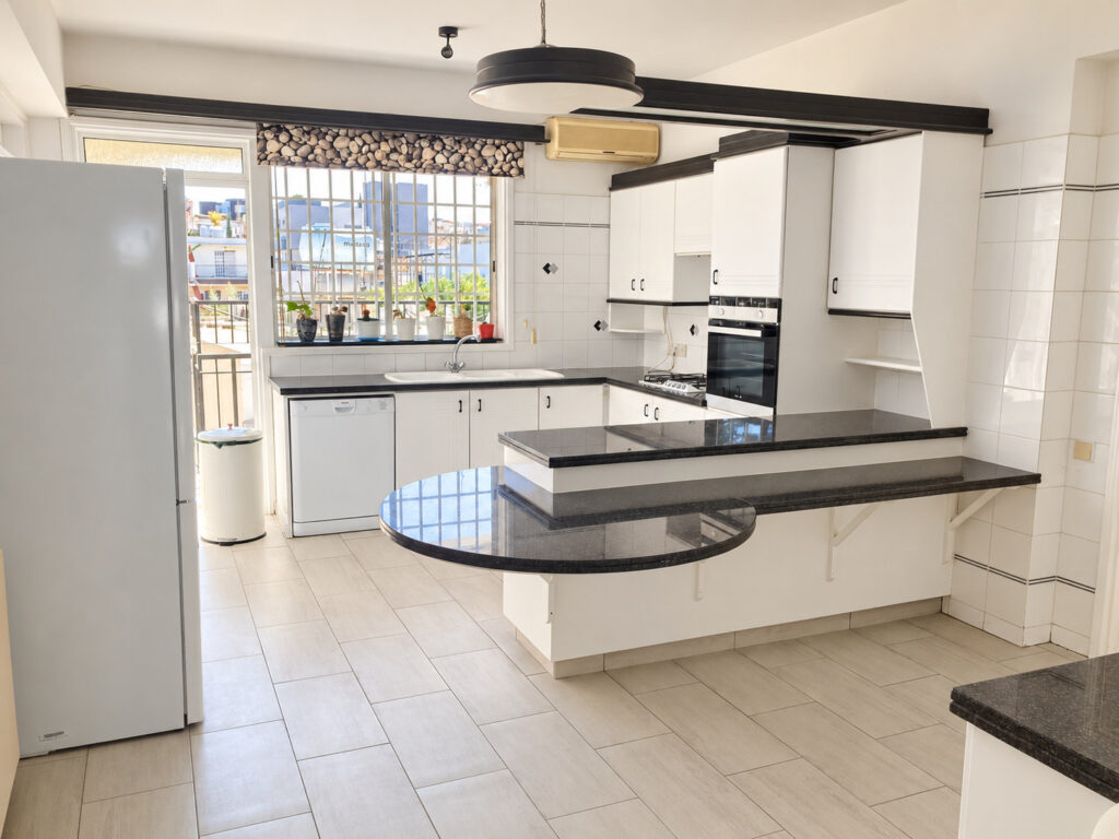 4 Bedroom Apartment for Rent in Nicosia District