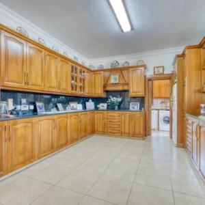 5 Bedroom House for Sale in Kiti, Larnaca District