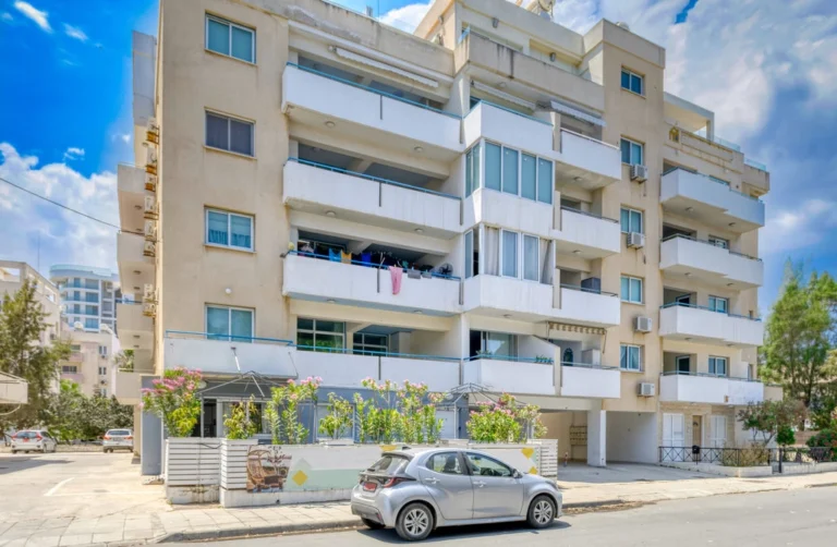 4 Bedroom Apartment for Sale in Larnaca District