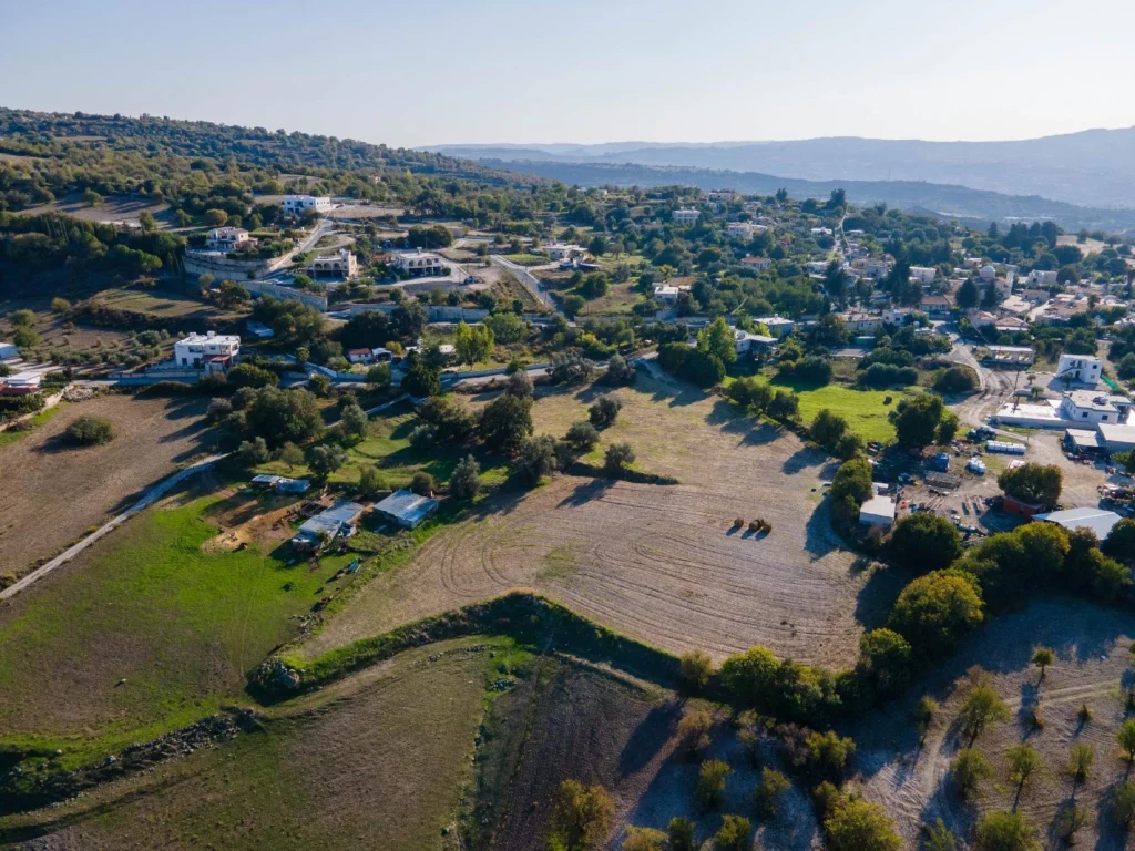 9,031m² Plot for Sale in Simou, Paphos District