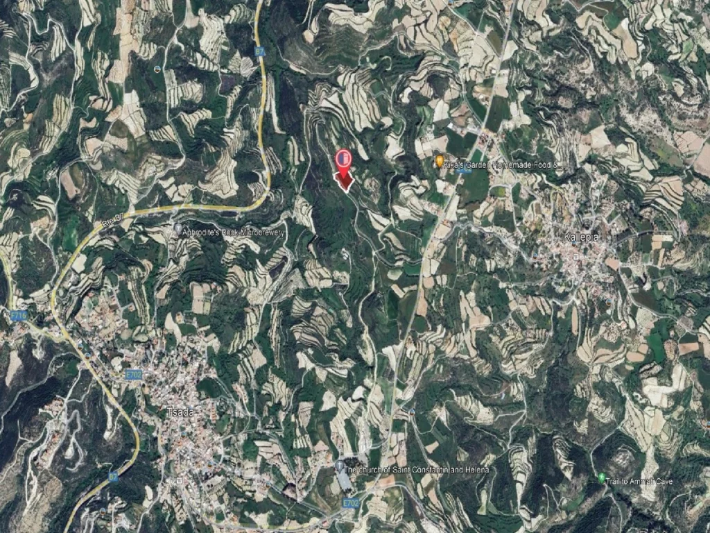 8,027m² Plot for Sale in Tsada, Paphos District