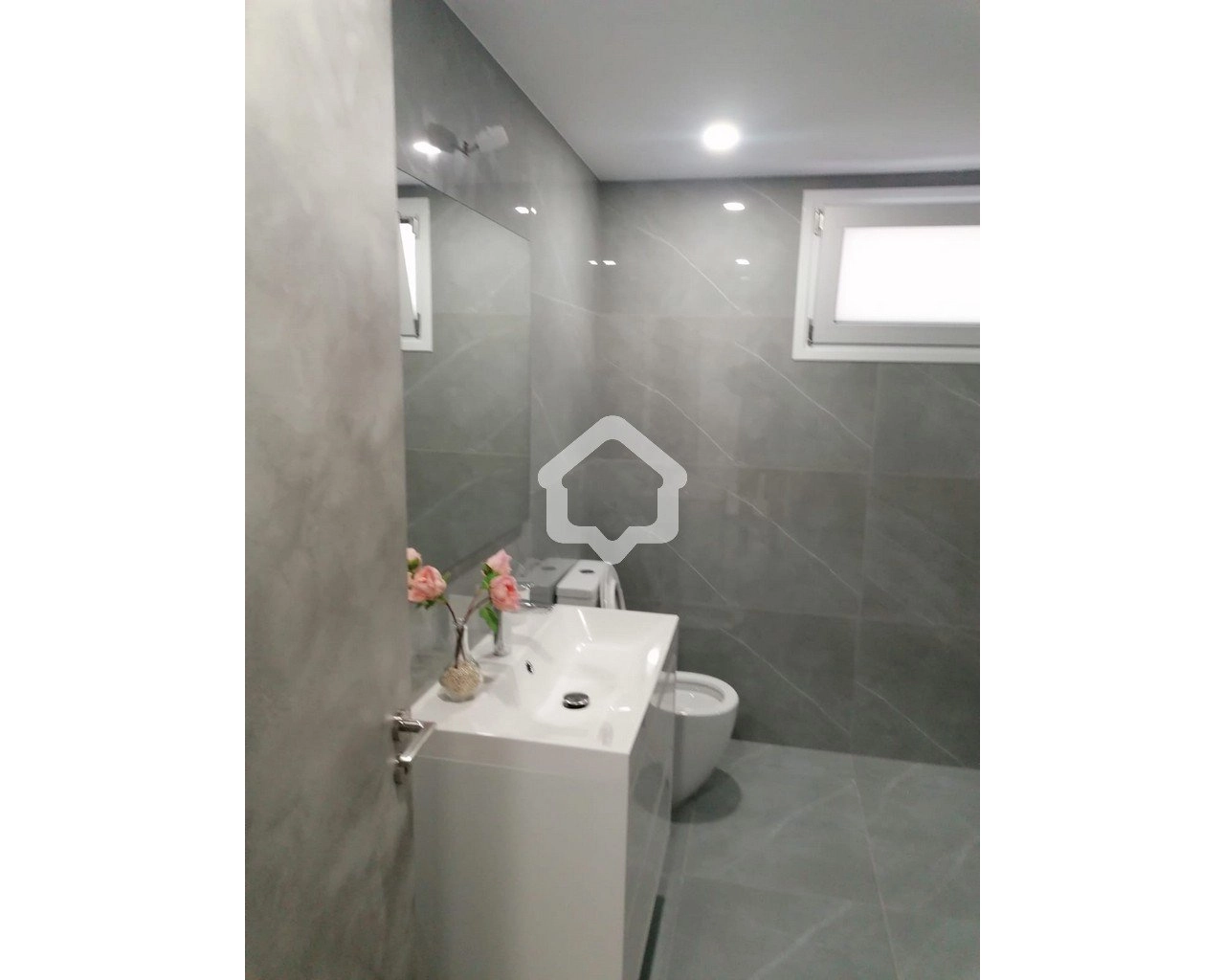 5 Bedroom House for Rent in Agios Tychonas, Limassol District