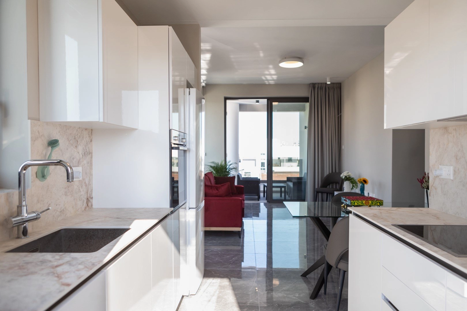 2 Bedroom Apartment for Rent in Limassol – Neapolis