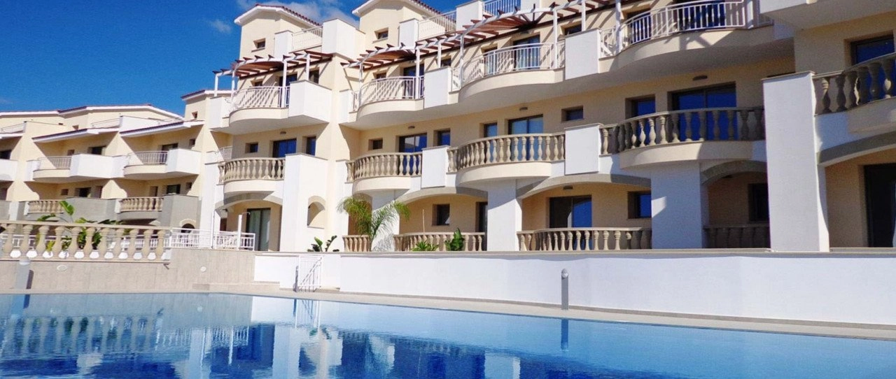 2 Bedroom Apartment for Sale in Paphos – Universal