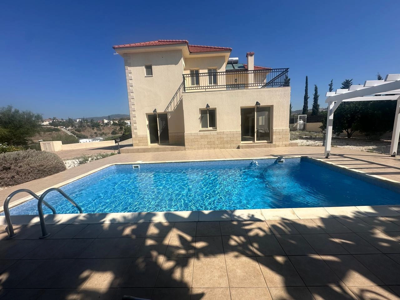 3 Bedroom House for Rent in Monagroulli, Limassol District