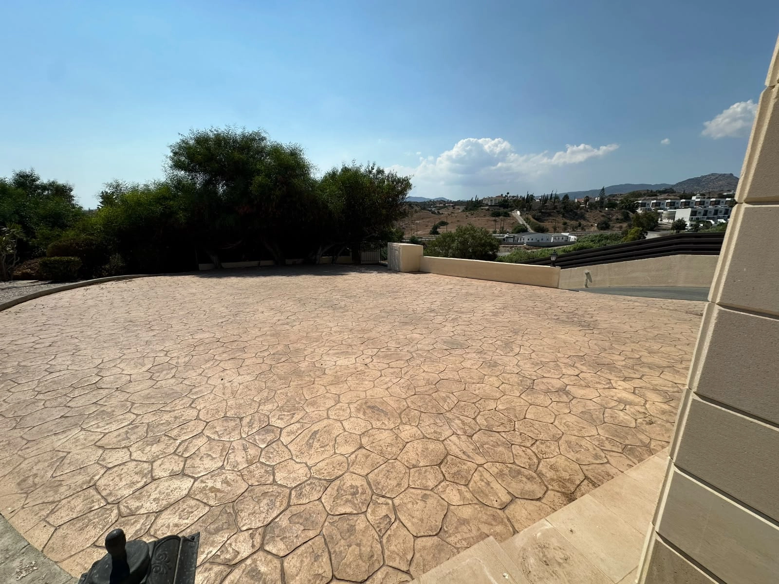 3 Bedroom House for Rent in Monagroulli, Limassol District