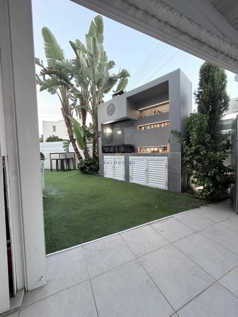 2 Bedroom Apartment for Sale in Livadia Larnakas, Larnaca District