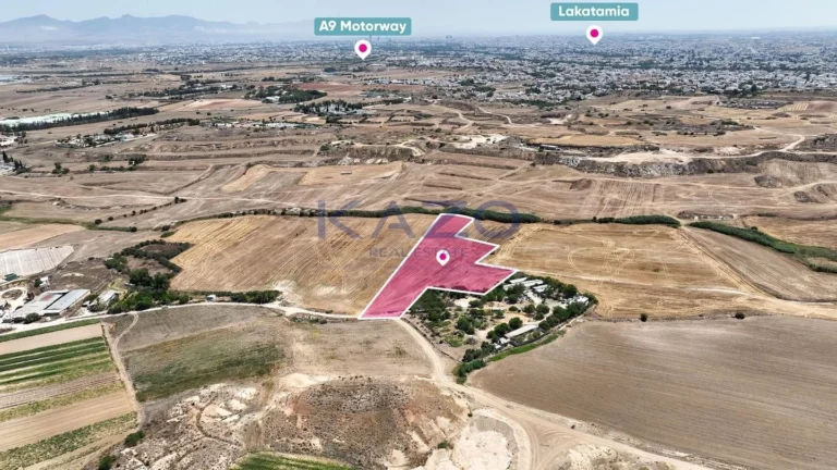 12,041m² Plot for Sale in Pano Deftera, Nicosia District
