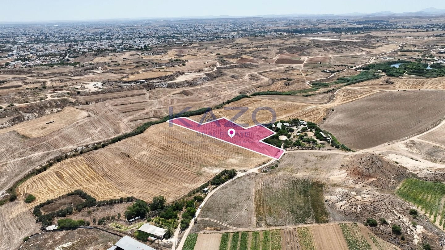 12,041m² Plot for Sale in Pano Deftera, Nicosia District