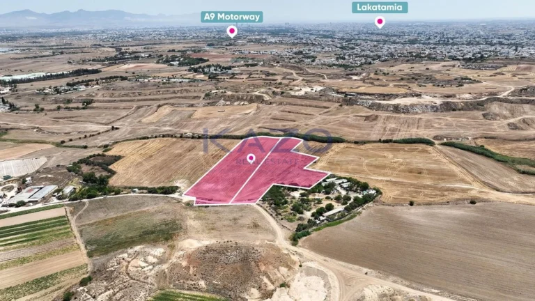 24,082m² Plot for Sale in Pano Deftera, Nicosia District