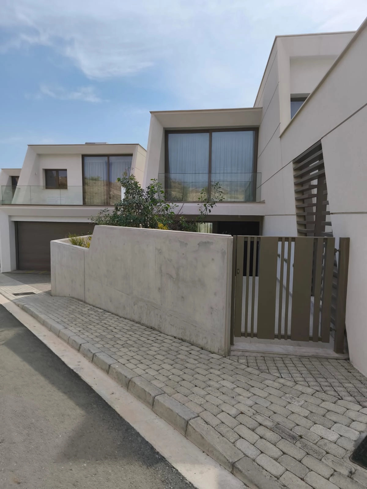4 Bedroom House for Sale in Mouttagiaka, Limassol District