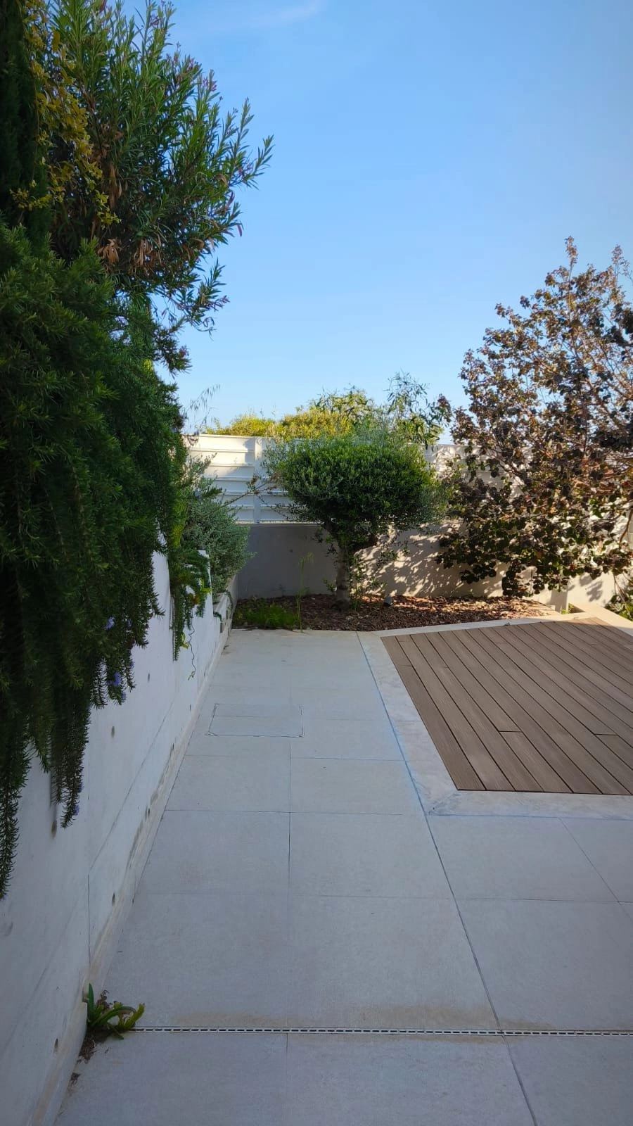 5 Bedroom House for Sale in Mouttagiaka, Limassol District