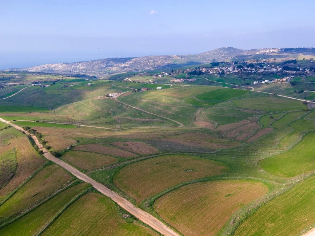 13,714m² Plot for Sale in Paphos District