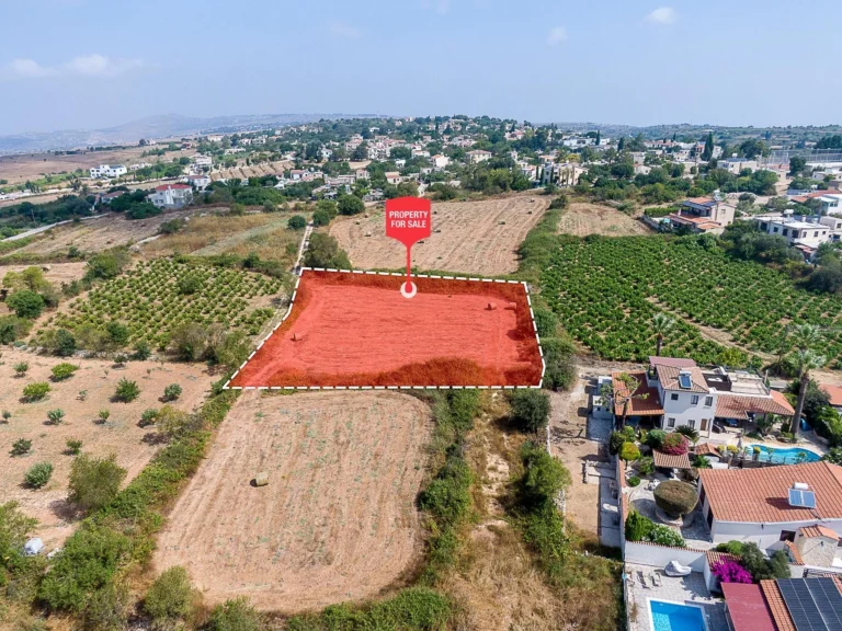 2,490m² Plot for Sale in Kathikas, Paphos District