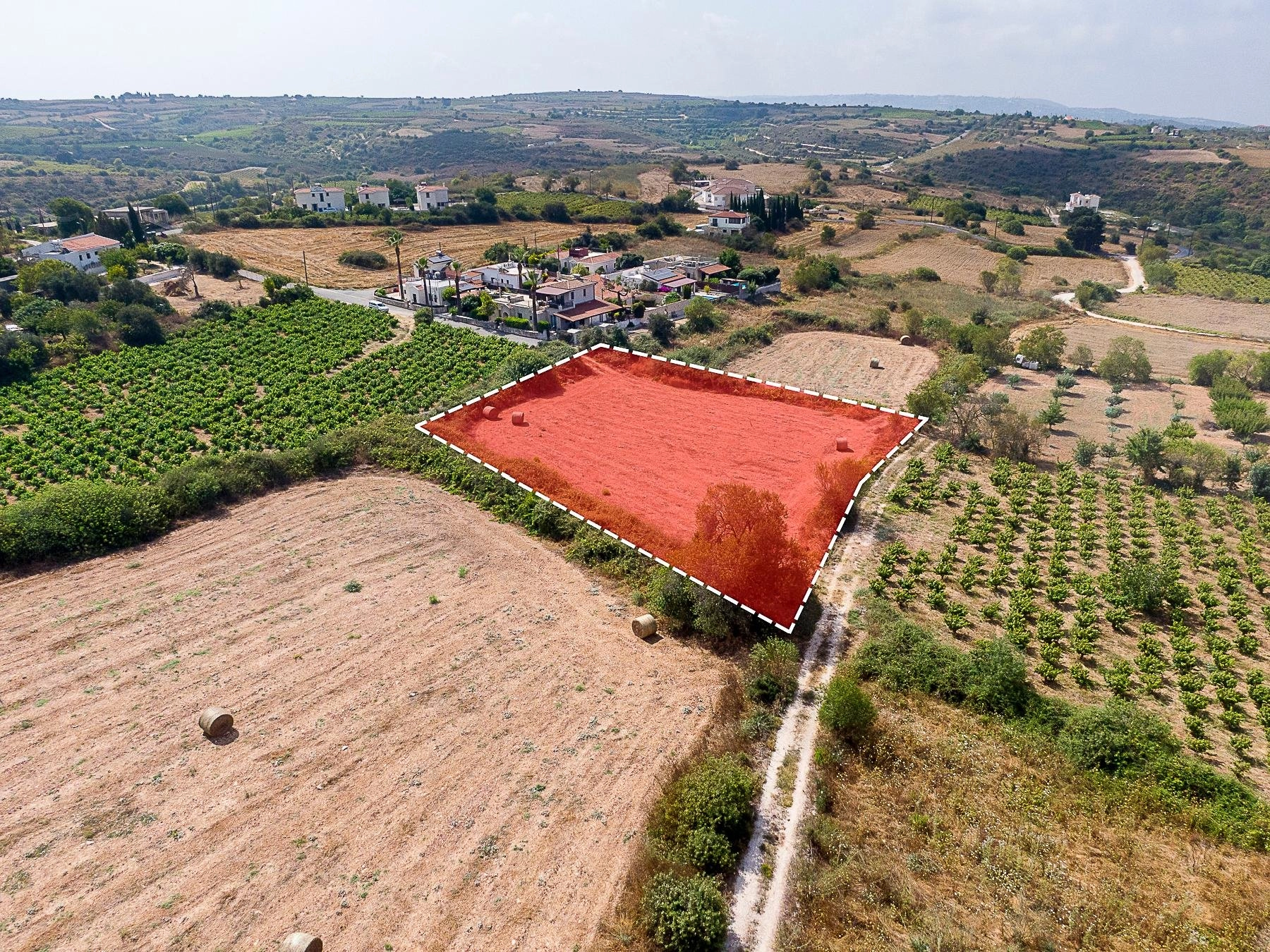2,490m² Plot for Sale in Kathikas, Paphos District