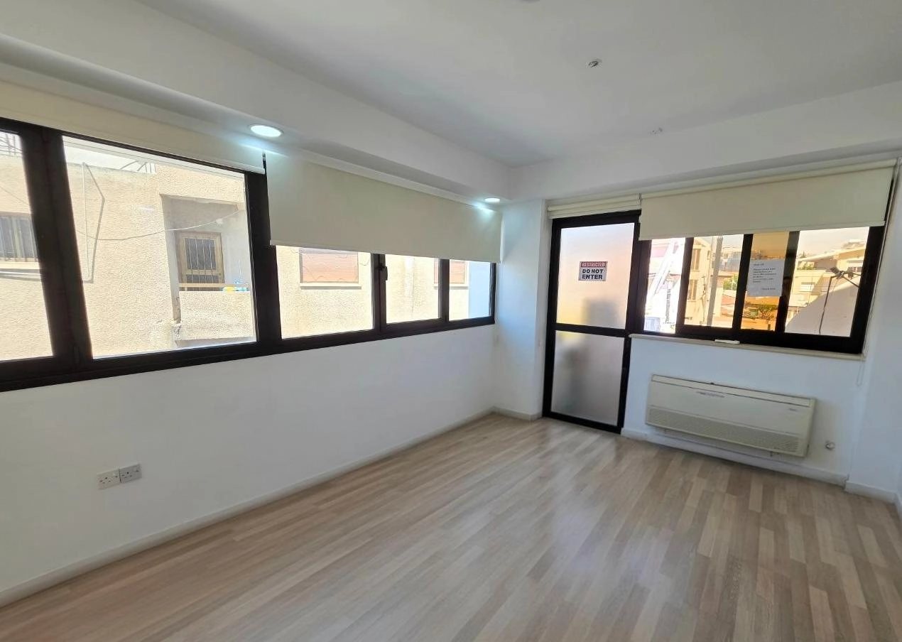 350m² Office for Rent in Limassol – Mesa Geitonia