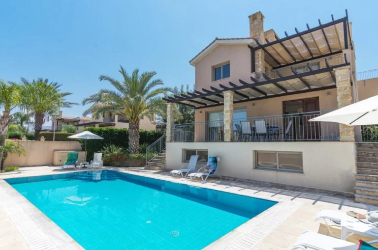 4 Bedroom House for Rent in Polis Chrysochous, Paphos District