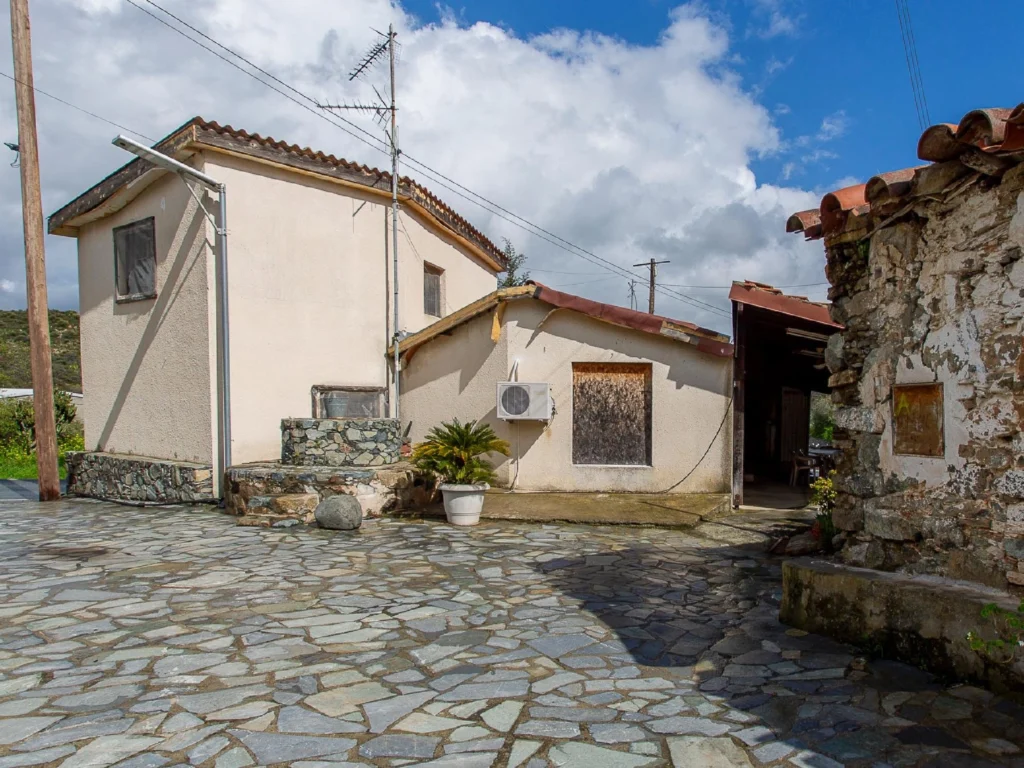 2 Bedroom House for Sale in Limassol District