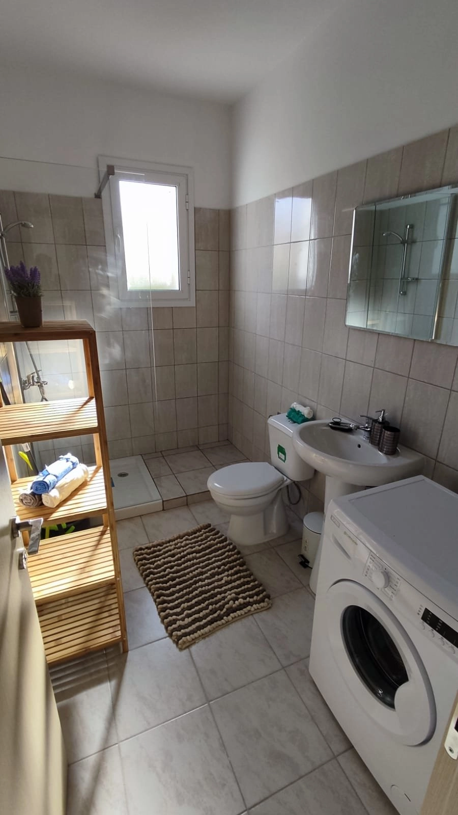 456m² Building for Sale in Geroskipou, Paphos District