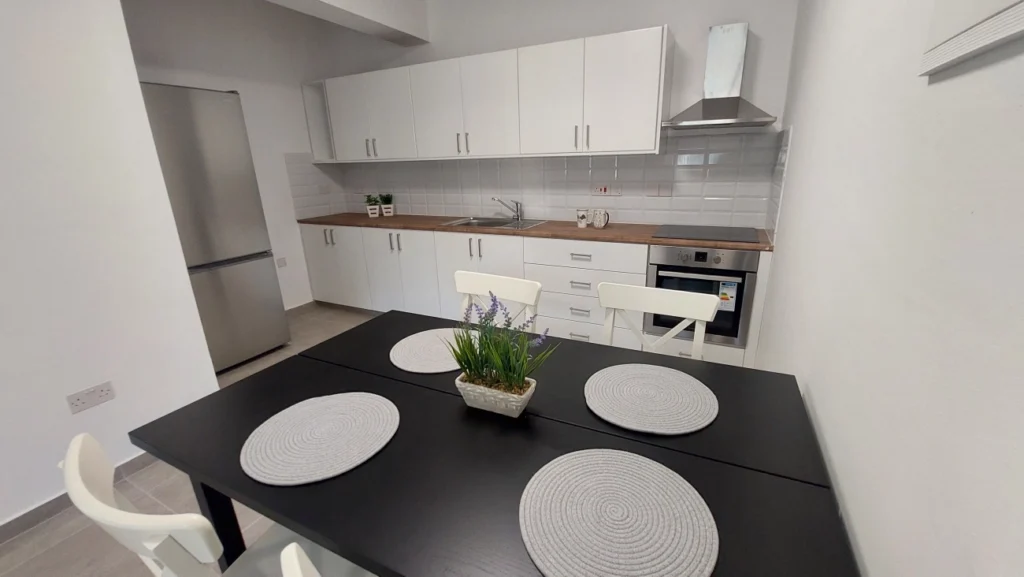 284m² Building for Sale in Kato Paphos