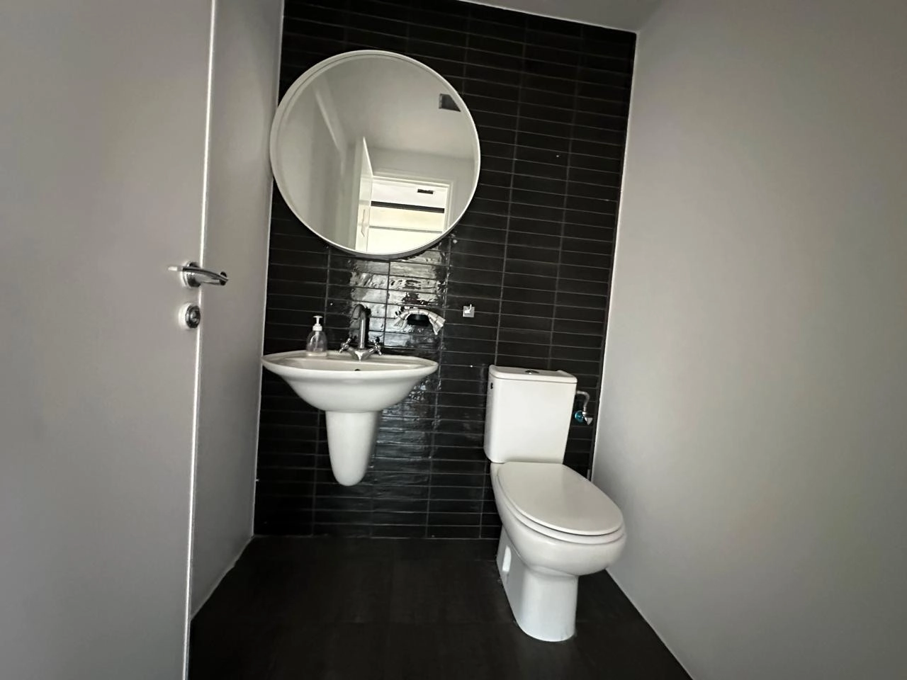 250m² Office for Rent in Limassol – Katholiki