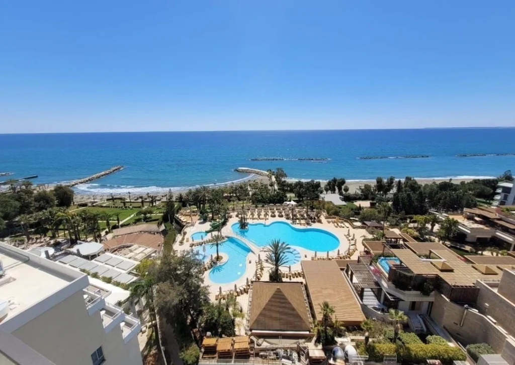3 Bedroom Apartment for Rent in Agios Tychonas, Limassol District