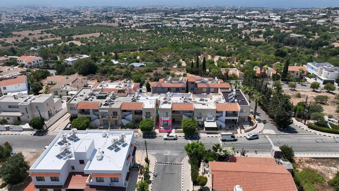 2 Bedroom Apartment for Sale in Mesa Chorio, Paphos District