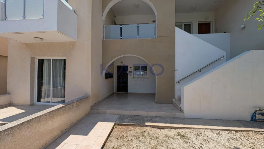 2 Bedroom Apartment for Sale in Mesa Chorio, Paphos District
