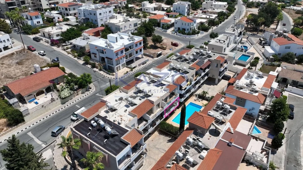 2 Bedroom Apartment for Sale in Mesa Chorio, Paphos District