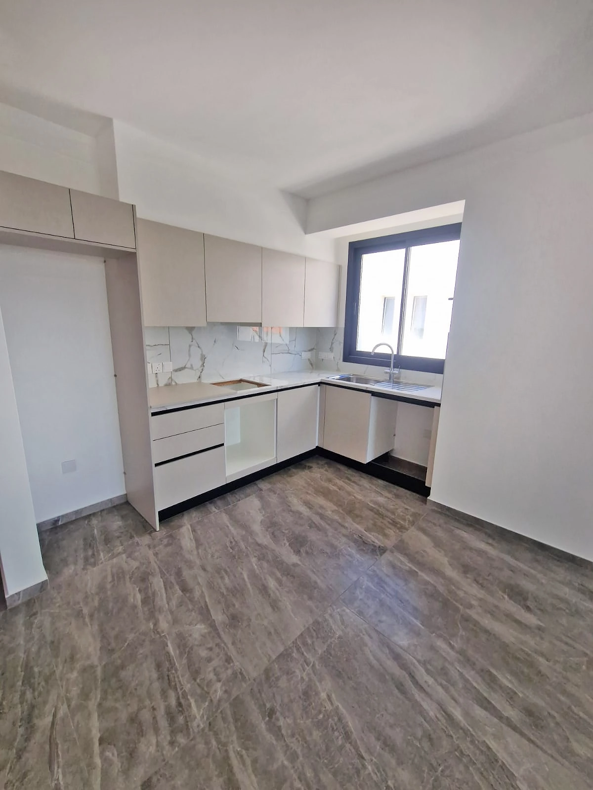 2 Bedroom Apartment for Sale in Larnaca – Sotiros