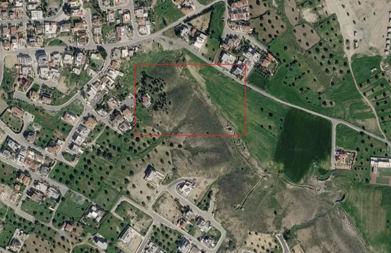3,772m² Plot for Sale in Tseri, Nicosia District
