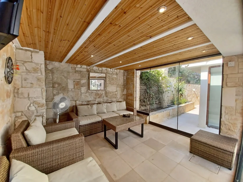 3 Bedroom House for Sale in Agios Tychonas, Limassol District