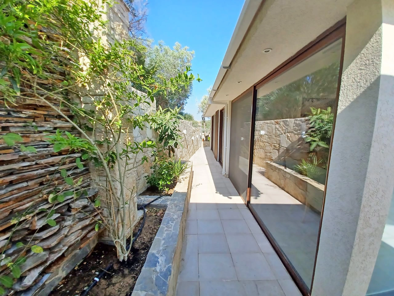 3 Bedroom House for Sale in Agios Tychonas, Limassol District