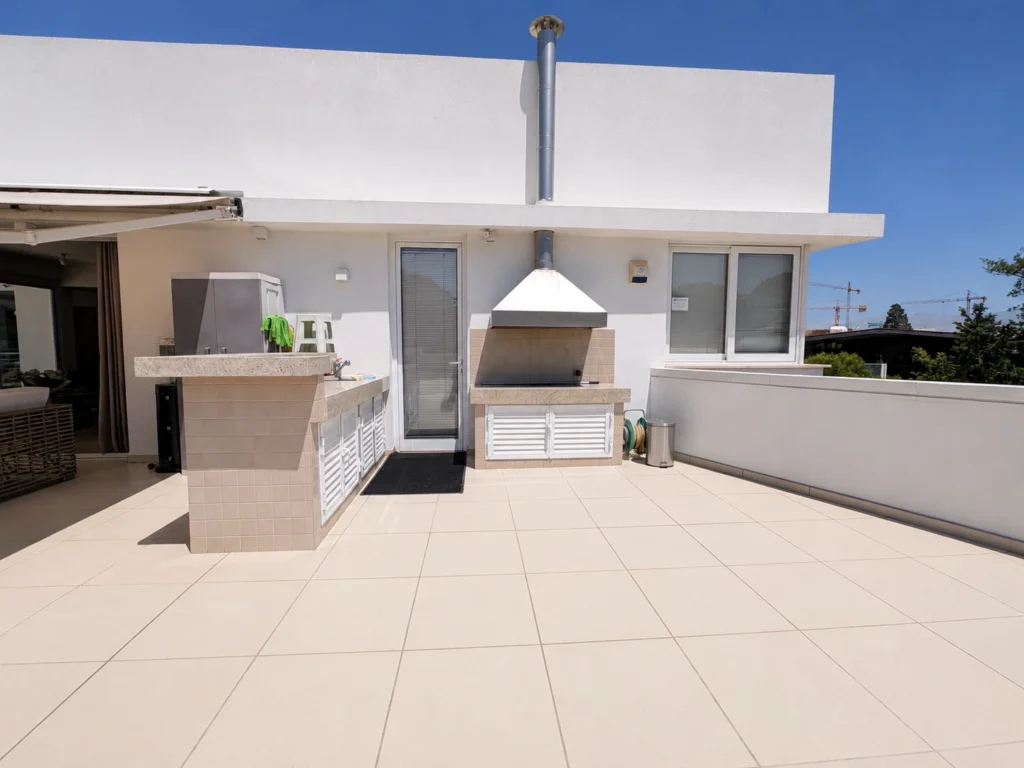 3 Bedroom Apartment for Sale