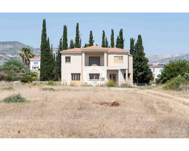 5 Bedroom House for Sale in Pegeia, Paphos District