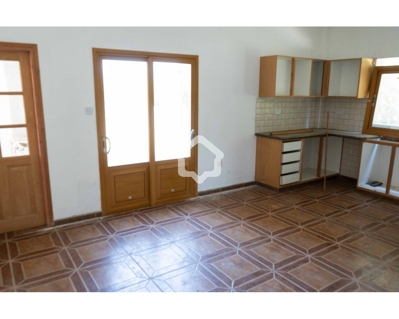 5 Bedroom House for Sale in Pegeia, Paphos District