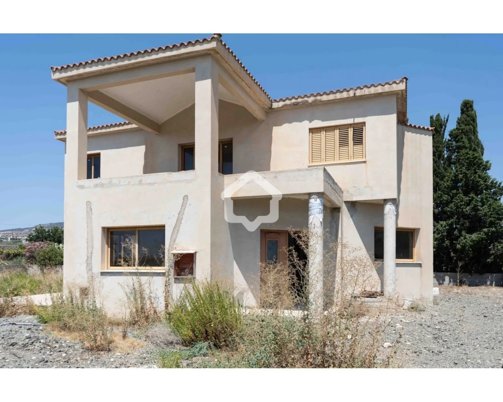 5 Bedroom House for Sale in Pegeia, Paphos District