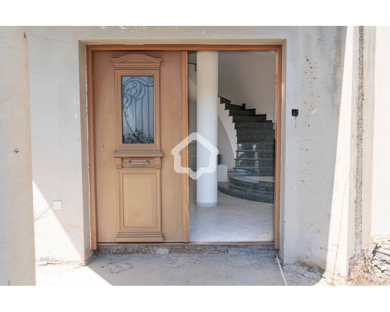 5 Bedroom House for Sale in Pegeia, Paphos District