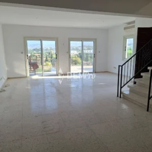 4 Bedroom House for Sale in Chlorakas, Paphos District