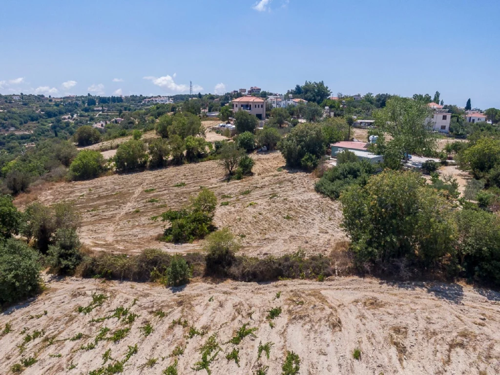 1,673m² Plot for Sale in Tsada, Paphos District