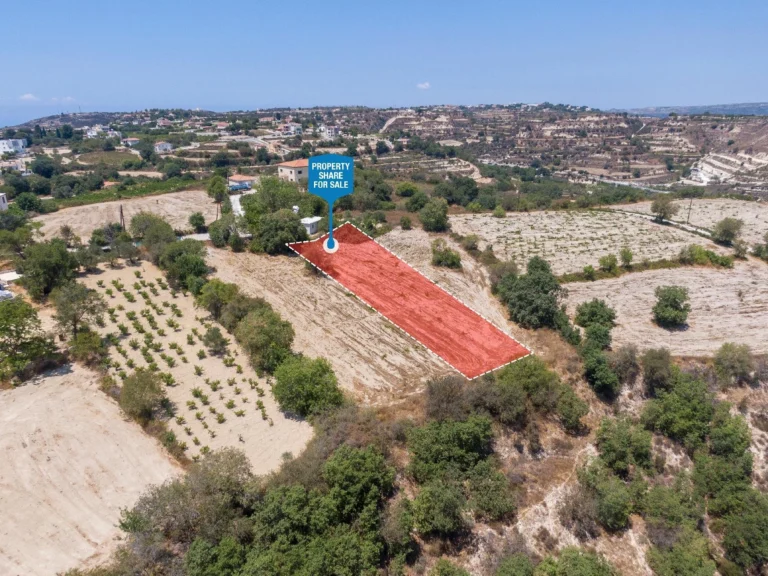 1,673m² Plot for Sale in Tsada, Paphos District