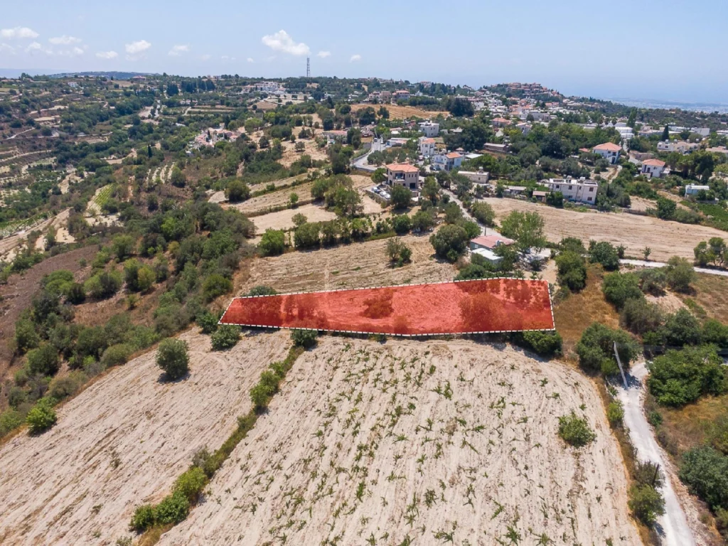 1,673m² Plot for Sale in Tsada, Paphos District