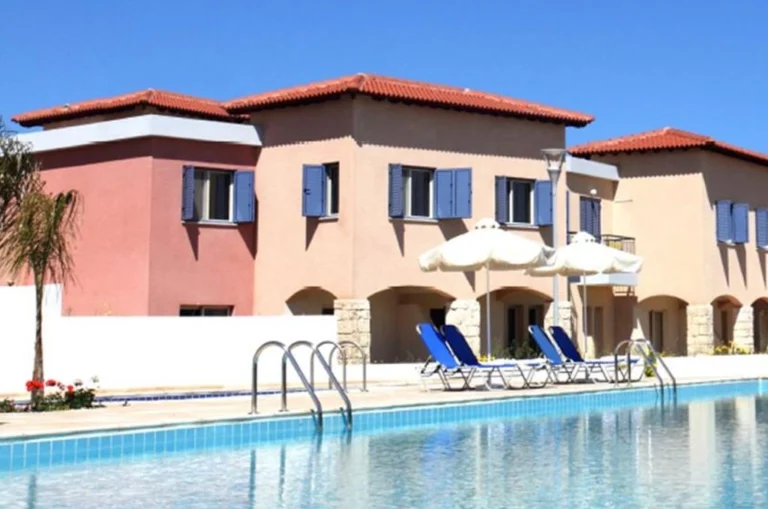 Cheap Houses and Villas for Sale Paphos up to 300000 euro