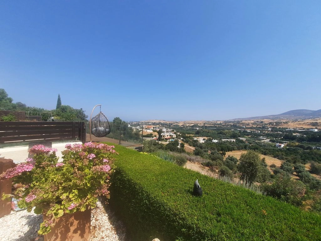 2 Bedroom House for Sale in Goudi, Paphos District